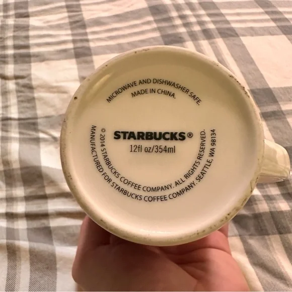 Starbucks Cream Red and Gold 12oz Abstract Poinsettias Mug - Picture 5 of 5